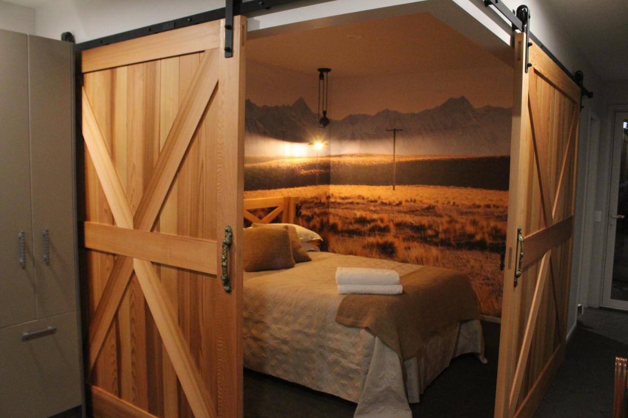 The Mackenzie Suites Lake Tekapo Exteriör bild
