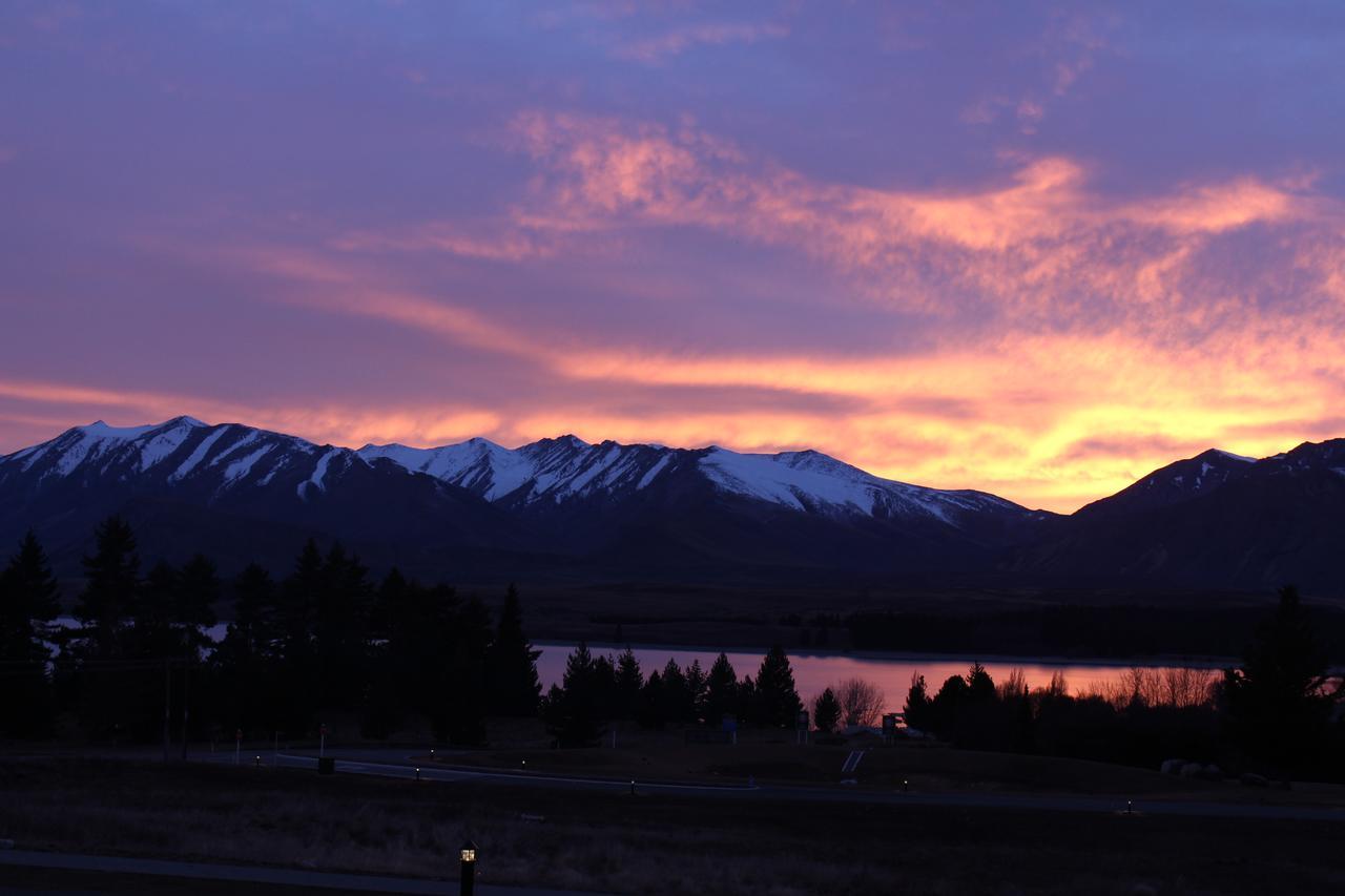 The Mackenzie Suites Lake Tekapo Exteriör bild