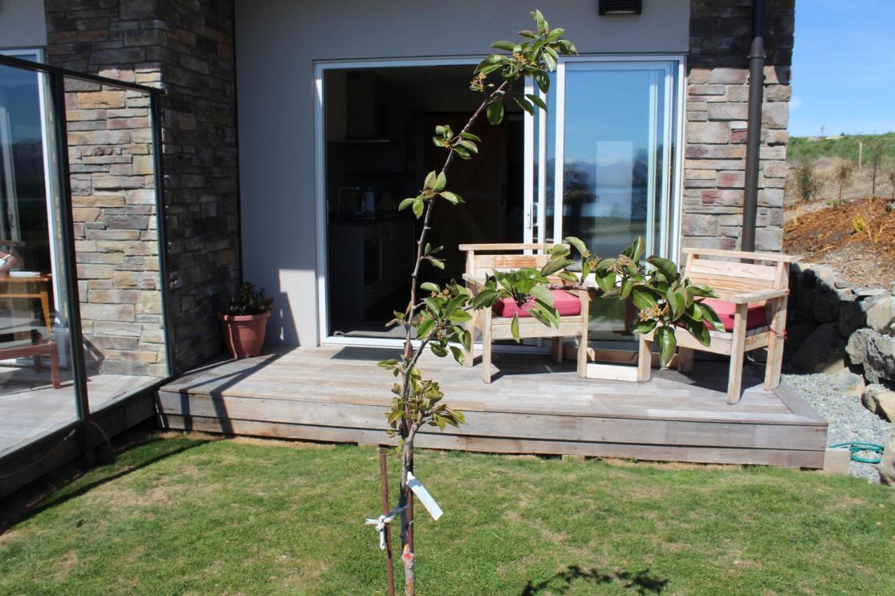 The Mackenzie Suites Lake Tekapo Exteriör bild